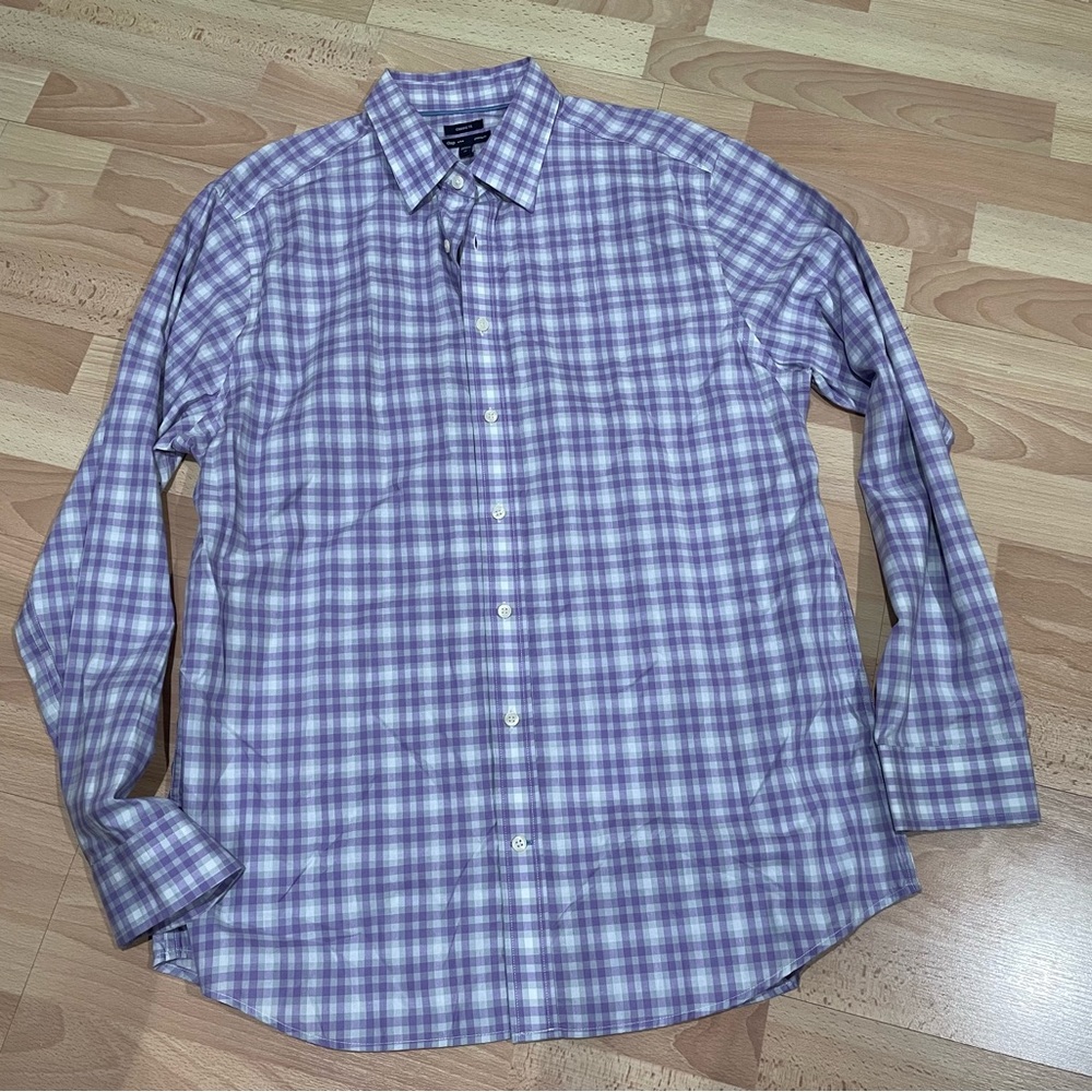 Gap collared button up shirt XL